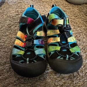 Keen size 11 toddler